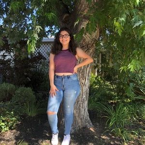 Meet your Posher, Jasmin